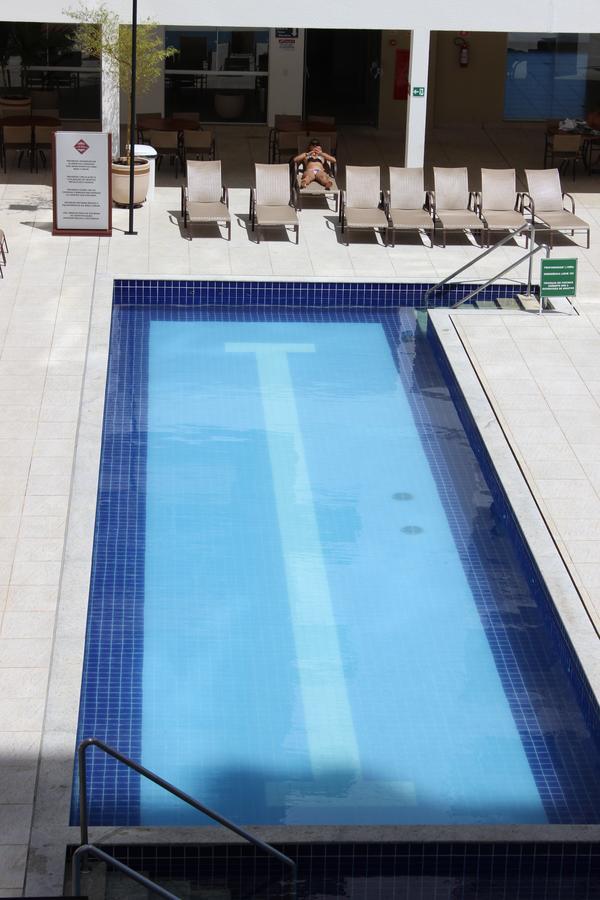 Casa da Madeira Home Service Caldas Novas Exterior foto
