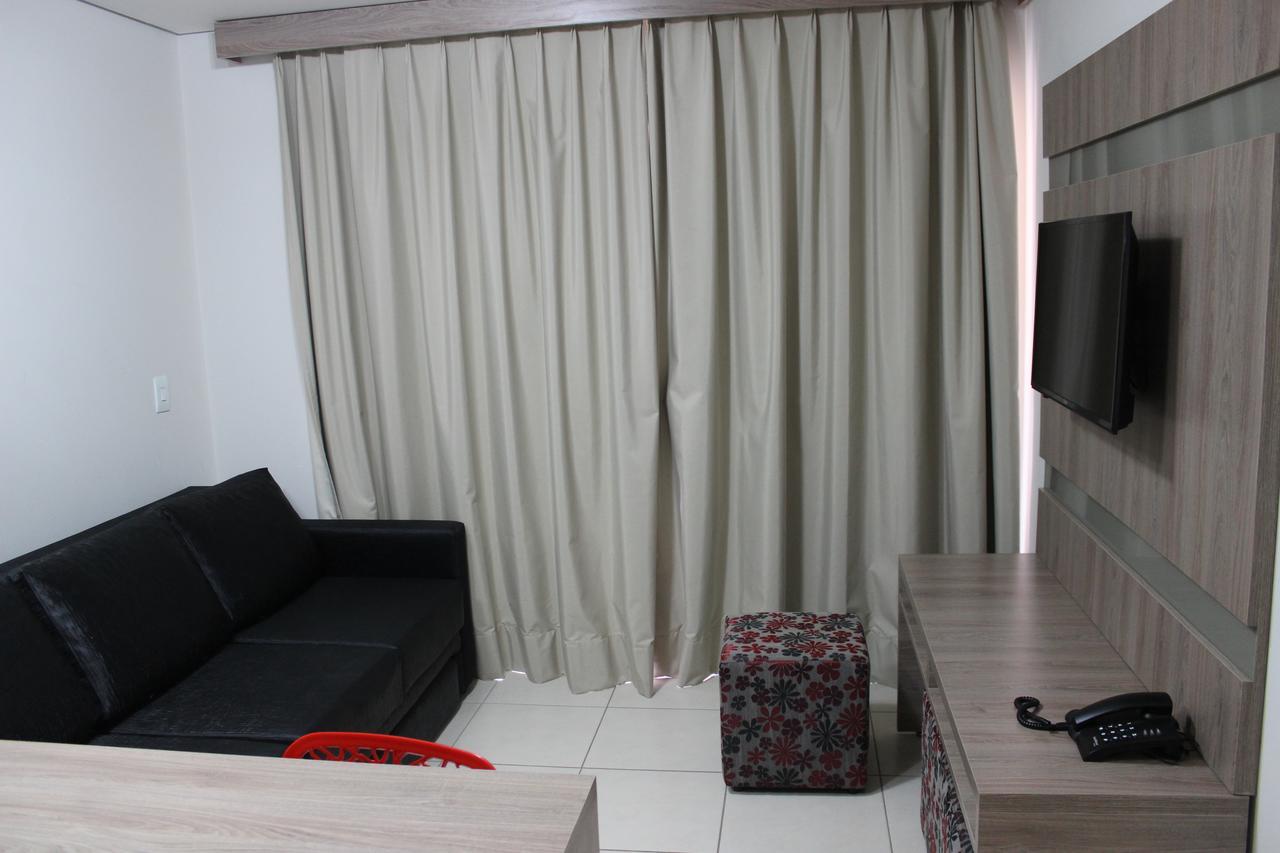 Casa da Madeira Home Service Caldas Novas Exterior foto
